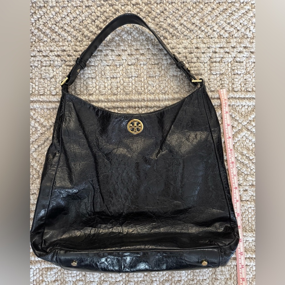 Tory Burch Glazed Distressed Leather Hobo Bag - Picture 4 of 7
